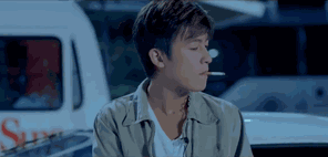自拍的搞怪可爱的表情包11