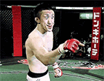 抠鼻流血qq表情7