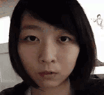 小猫甩尾巴的动态表情2
