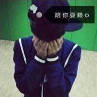 穿背带裤的动漫帅哥头像3