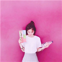 带翅膀的动漫女生头像1