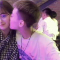 短发超萌头像女生头像6