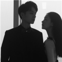 好看清新的黑色短发女生头像7