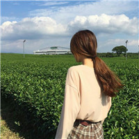 唯美侧脸流泪图片女生头像8