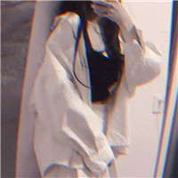 黑白女生漫画头像侧面13