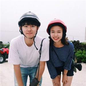 欧美美背头像4