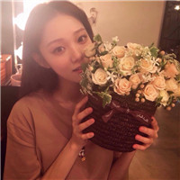 甜美笑容女生头像2