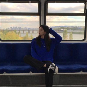 女生唯美手绘头像9