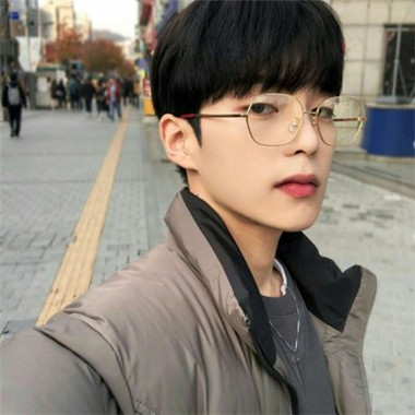 有关名称的动态头像男1