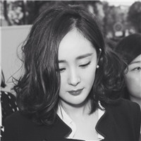 一个妈妈和双胞胎姐妹微信头像2