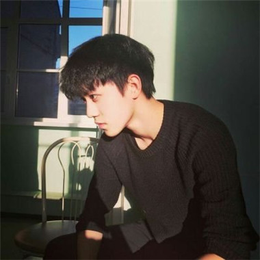 微博头像右边一般有哪些图标4