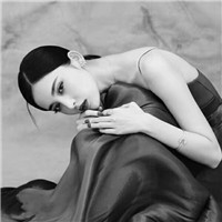 作家美女头像1