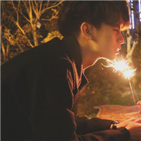 酷的头像女生真人5