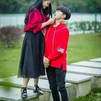 深蓝色头像女生头像5