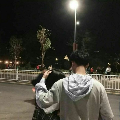 男生流泪头像9