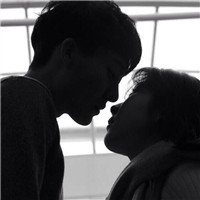 黑色系个性头像图片女5
