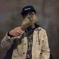 两女一男闺蜜头像帅气真人1