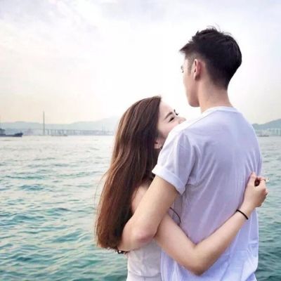 黄头发卡通头像8