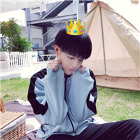 安静女生读书头像6