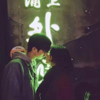 闺蜜头像下半身两人一人一张9