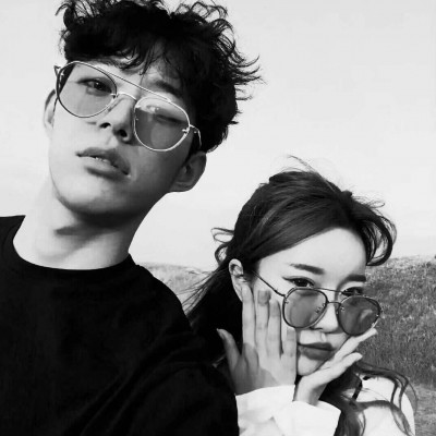 比较伤感的男生头像7