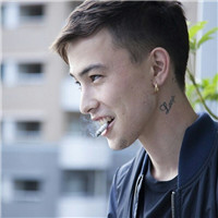 搞怪嘟嘴头像8