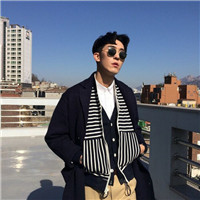 qq头像女生侧影戴帽10