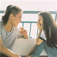 美女低头看僧人头像5