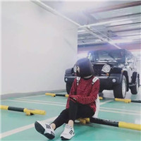 高冷男生黑色动漫背影头像3