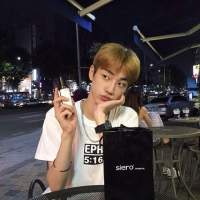 高挑侧身美女微信头像12