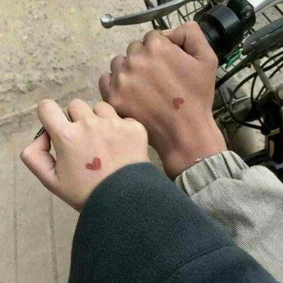 qq闺蜜头像喜洋洋6