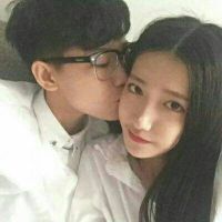 花遮脸的动漫情侣头像2