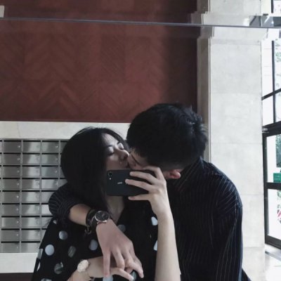 接吻的qq头像1