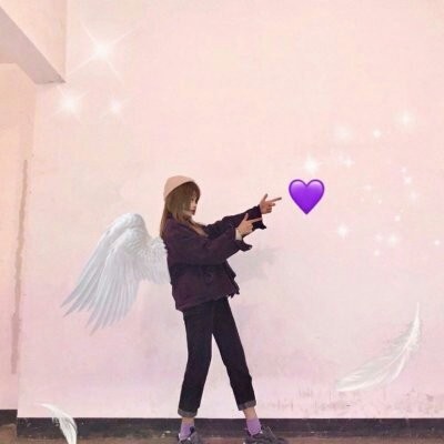卡通系列的女生头像黑色的9