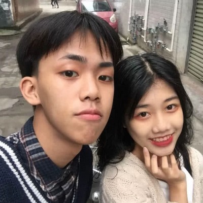 长发女生捂脸头像个性头像2