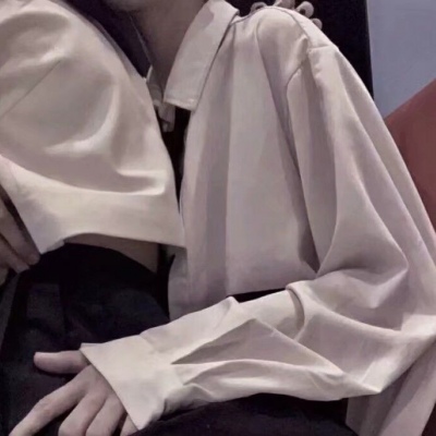 动漫女侧脸图12