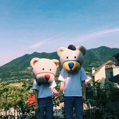 qq头像玩手机男生5