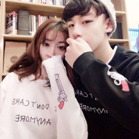 一男一女头像卡通搞怪4