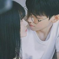 鹿晗带字的头像伤感7