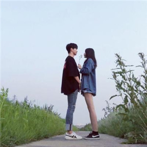 一只小鹿头像的男装是什么牌子1