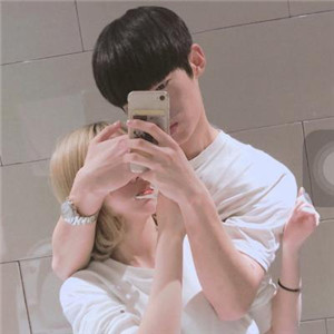 香港女星黑白头像4