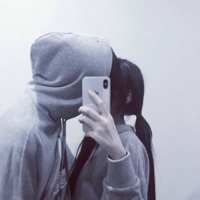 微信黑色头像眼镜女卡通3
