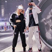 男生头像你努力合群的样子2