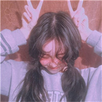 一男一女头像卡通搞怪5
