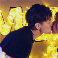 qq男生头像冷酷帅气10