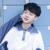 头像女生可爱搞笑一半脸霸气8