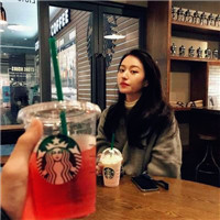 女生冷淡动漫黑白头像3