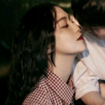 抑郁黑色头像女背影1