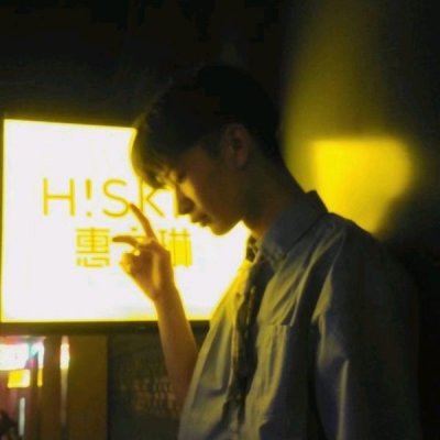 带土图片伤感黑白头像5