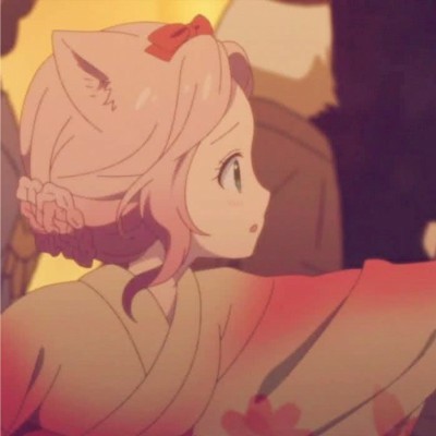 泳池qq女生个性头像4